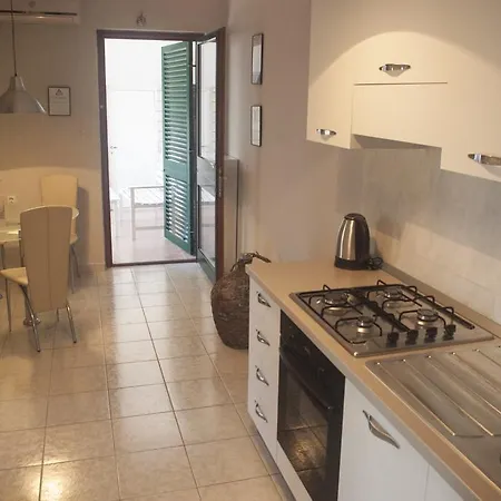 Vongula Trogir